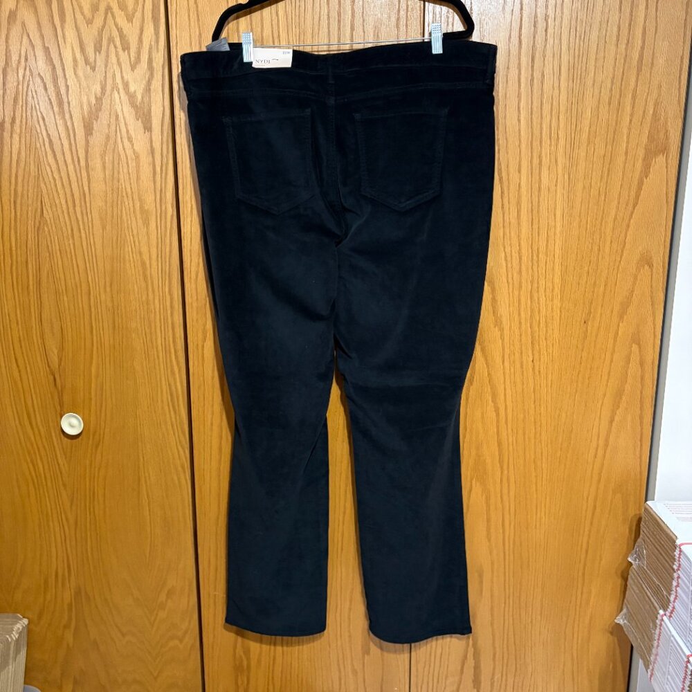 NYDJ NWT marilyn straight‎ black velvet jeans plus size 22W high rise waist - Picture 5 of 7